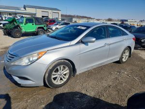 Hyundai Sonata GLS 2.4L 4 2012