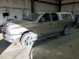 Dodge RAM ST 5.7L 8 2005