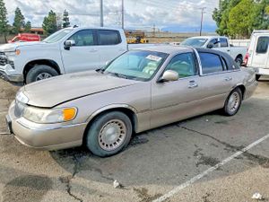 Lincoln Town Car EXECUTIVE 4.6L 8 2000