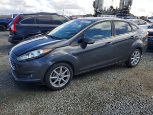 Ford Fiesta SE 1.6L 4 2015