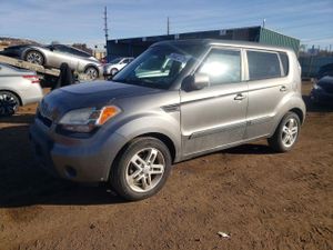 Kia Soul + 2.0L 4 2011