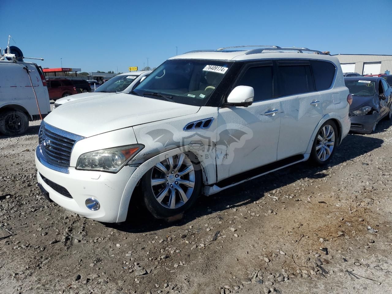 Infiniti QX56 5.6L 8 2013