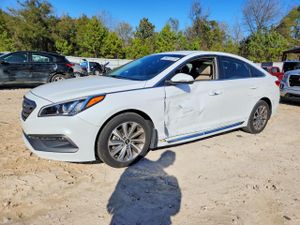 Hyundai Sonata SPORT 2.4L 4 2015
