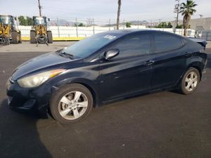 Hyundai Elantra GLS 1.8L 4 2013