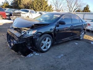 Toyota Camry BASE 2.5L 4 2012