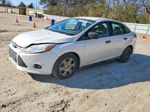 Ford Focus S 2.0L 4 2012