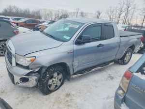 Toyota Tundra DOUBLE CAB SR5 5.7L 8 2013