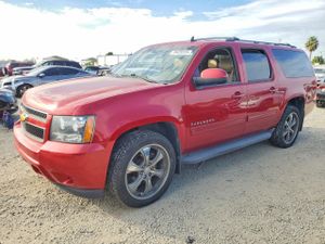 Chevrolet Suburban K1500 LT 5.3L 8 2012