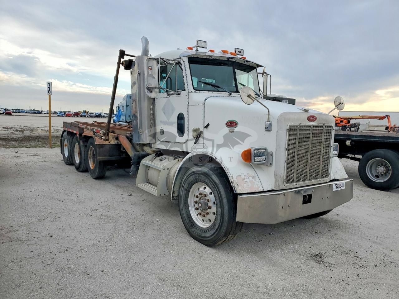 Peterbilt 357 6 2004