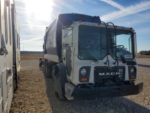 Mack 600 MRU600 10.8L 6 2009