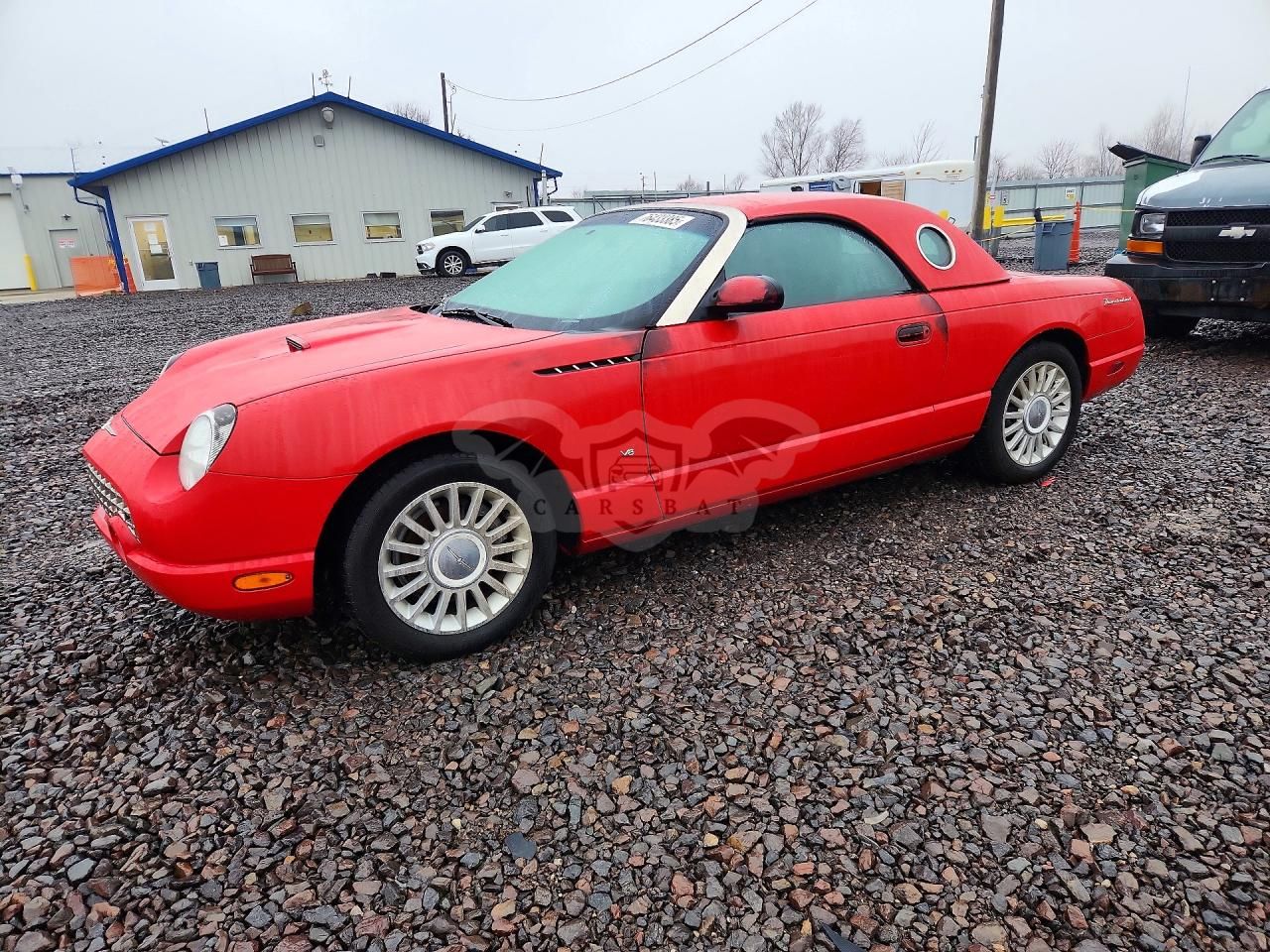 Ford Thunderbird 3.9L 8 2004