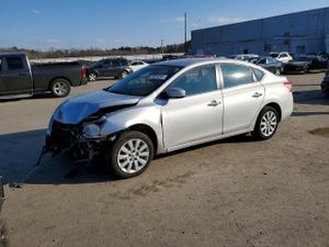Nissan Sentra S 1.8L 4 2014