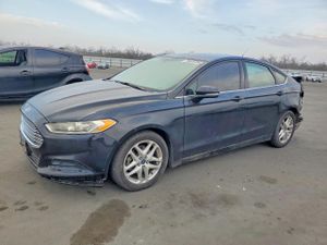 Ford Fusion SE 2.5L 4 2014