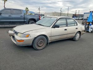 Toyota Corolla LE 1.8L 4 1995