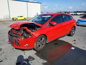Ford Focus SE 2.0L 4 2014