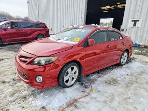 Toyota Corolla BASE 1.8L 4 2013
