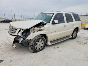 Cadillac Escalade LUXURY 6.0L 8 2005