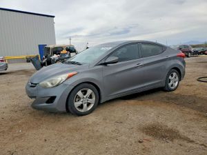 Hyundai Elantra GLS 1.8L 4 2013