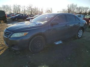 Toyota Camry BASE 2.5L 4 2011