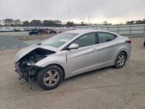 Hyundai Elantra SE 1.8L 4 2015