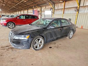 Volkswagen Passat SE 2.0L 4 2014
