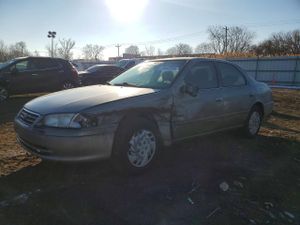 Toyota Camry CE 2.2L 4 2001