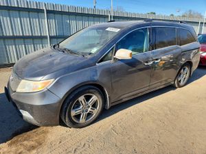 Honda Odyssey TOURING 3.5L 6 2013