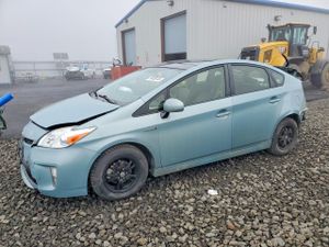 Toyota Prius 1.8L 4 2013