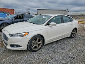 Ford Fusion SE 2.5L 4 2015