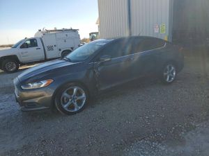 Ford Fusion SE 2.5L 4 2015