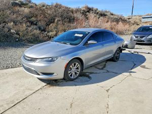 Chrysler 200 LIMITED 2.4L 4 2015