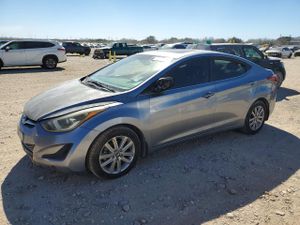 Hyundai Elantra SE 1.8L 4 2015