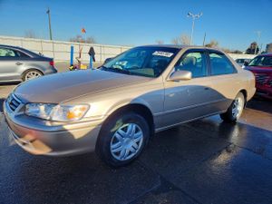 Toyota Camry CE 2.2L 4 2000