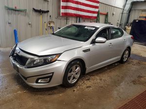 Kia Optima LX 2.4L 4 2015