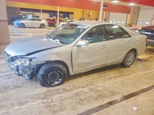 Toyota Camry LE 2.4L 4 2005