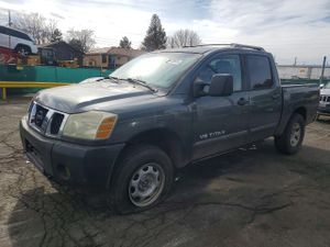 Nissan Titan XE 5.6L 8 2006