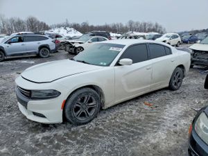 Dodge Challenger SE 3.6L 6 2015