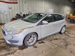 Ford Focus SE 2.0L 4 2015