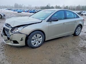 Chevrolet Cruze LS 1.8L 4 2013