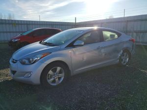 Hyundai Elantra GLS 1.8L 4 2013