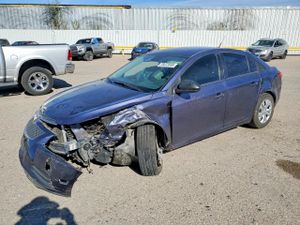 Chevrolet Cruze LS 1.8L 4 2014