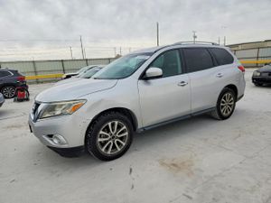 Nissan Pathfinder S 3.5L 6 2014