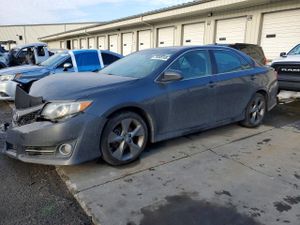 Toyota Camry SE 3.5L 6 2012