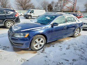 Volkswagen Passat 1.8L 4 2014