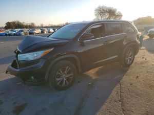 Toyota Highlander XLE 3.5L 6 2015