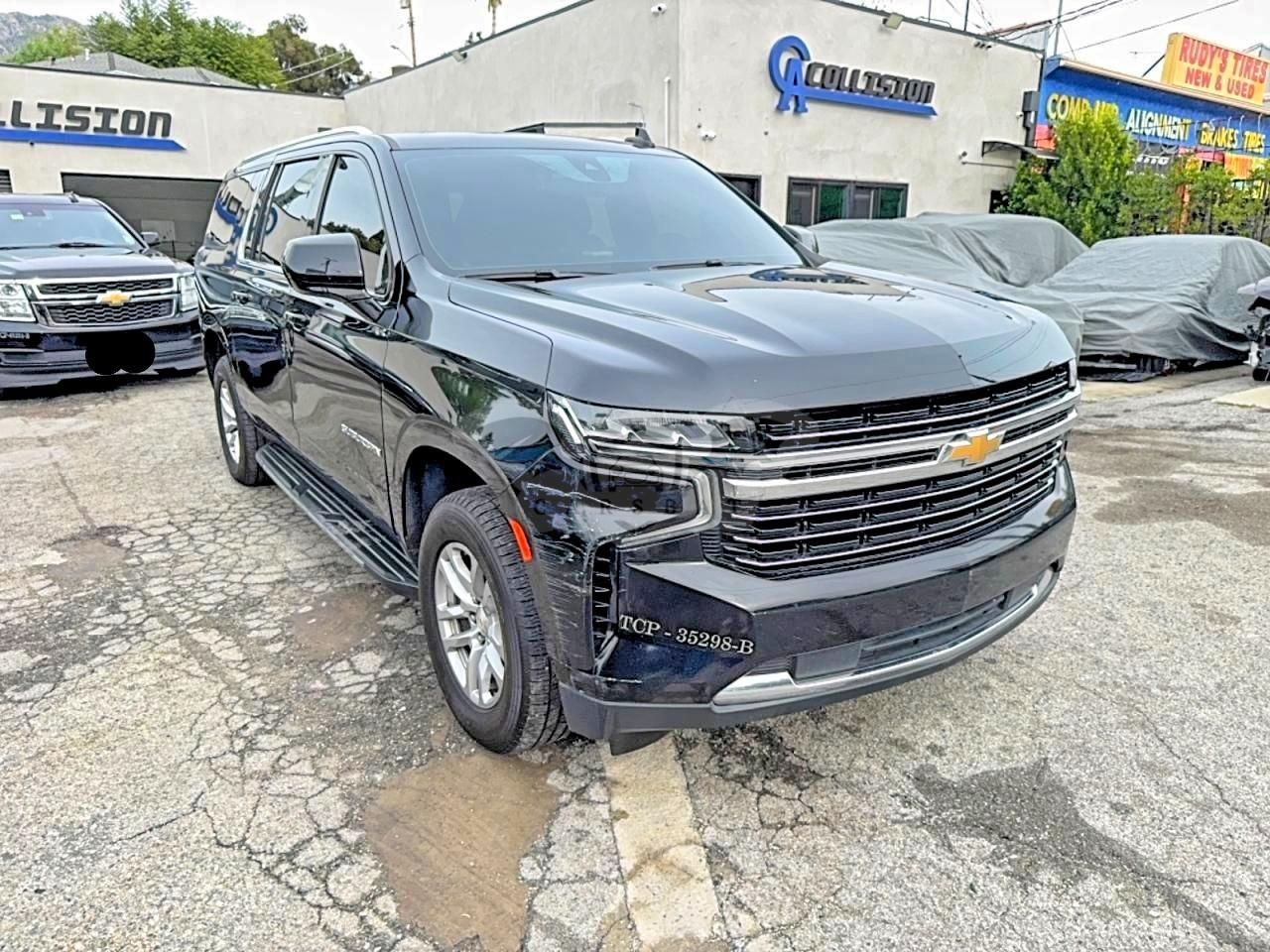 Chevrolet Suburban C1500 LT 5.3L 8 2021