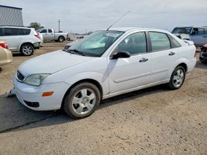 Ford Focus ZX4 2.0L 4 2007