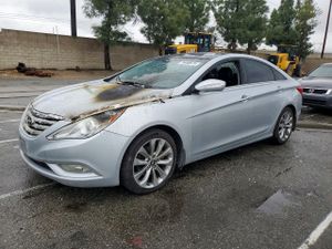 Hyundai Sonata SE 2.0L 4 2013