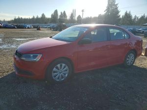 Volkswagen Jetta BASE 2.0L 4 2013