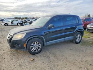 Volkswagen Tiguan S 2.0L 4 2011